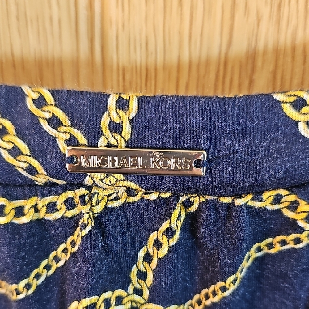 Michael Kors Dark Blue Top with Gold Chain Pattern - Picture 7 of 9